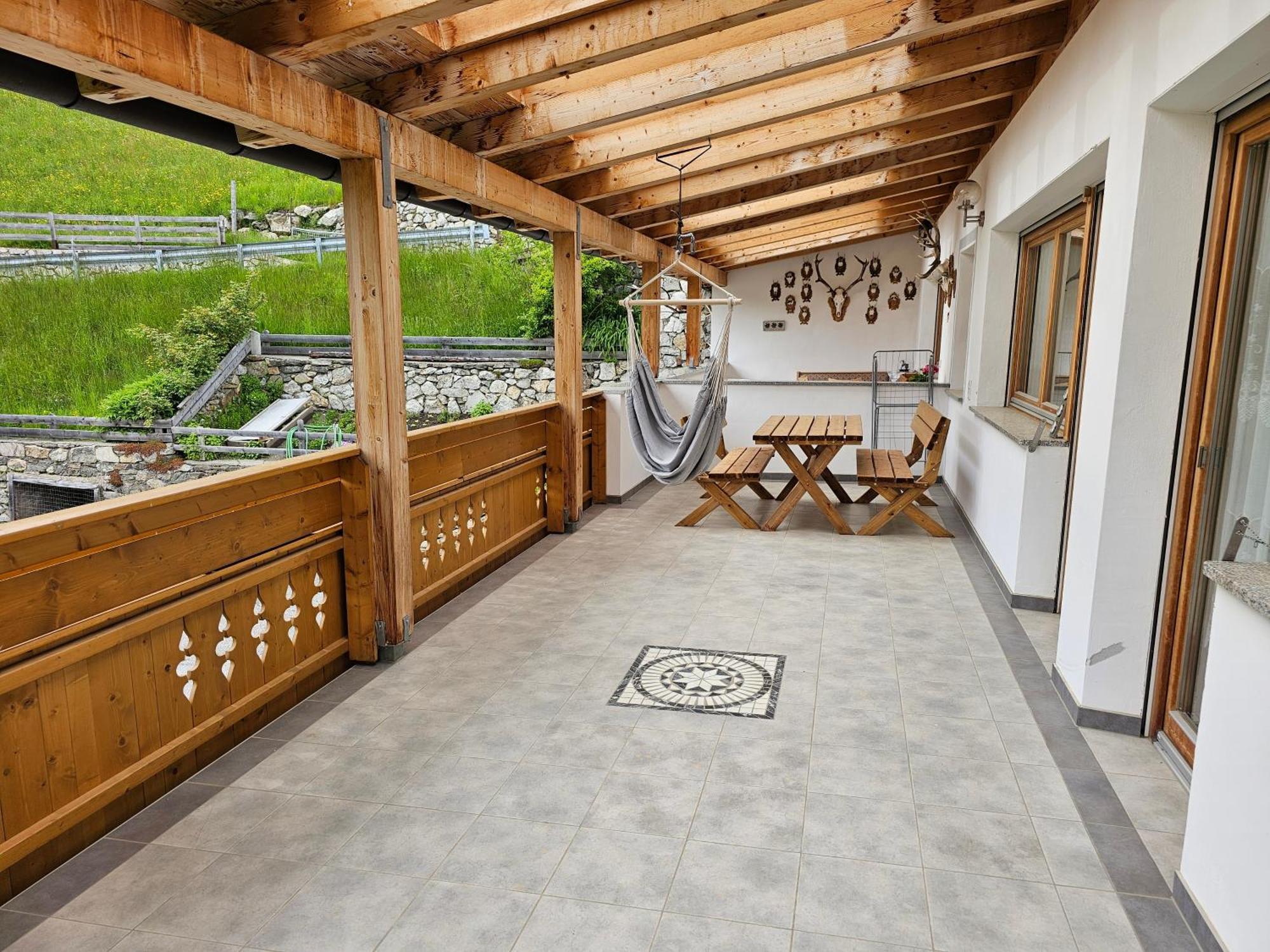 Alpenblick Lodge Tscholl Martello Luaran gambar
