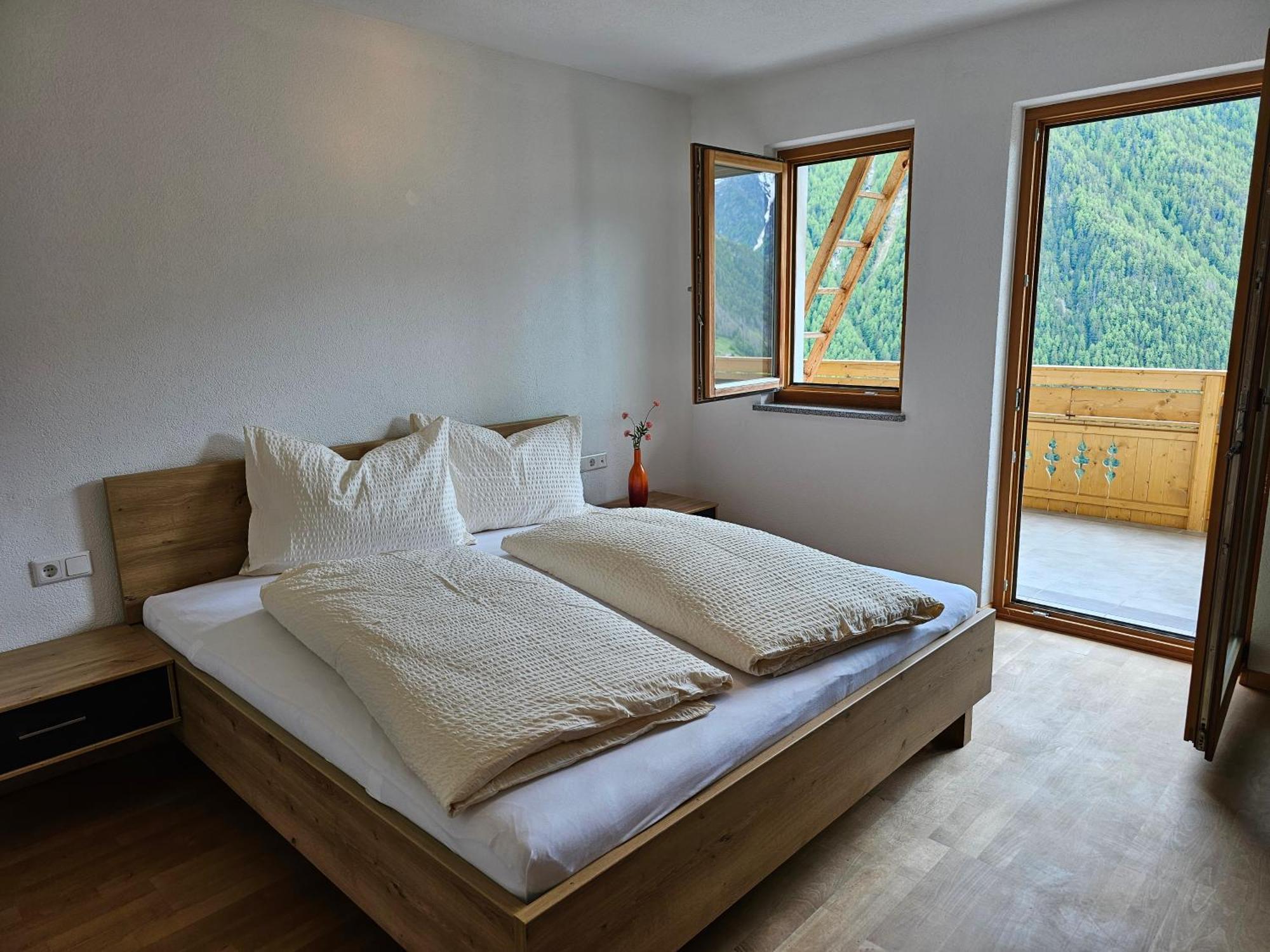 Alpenblick Lodge Tscholl Martello Luaran gambar